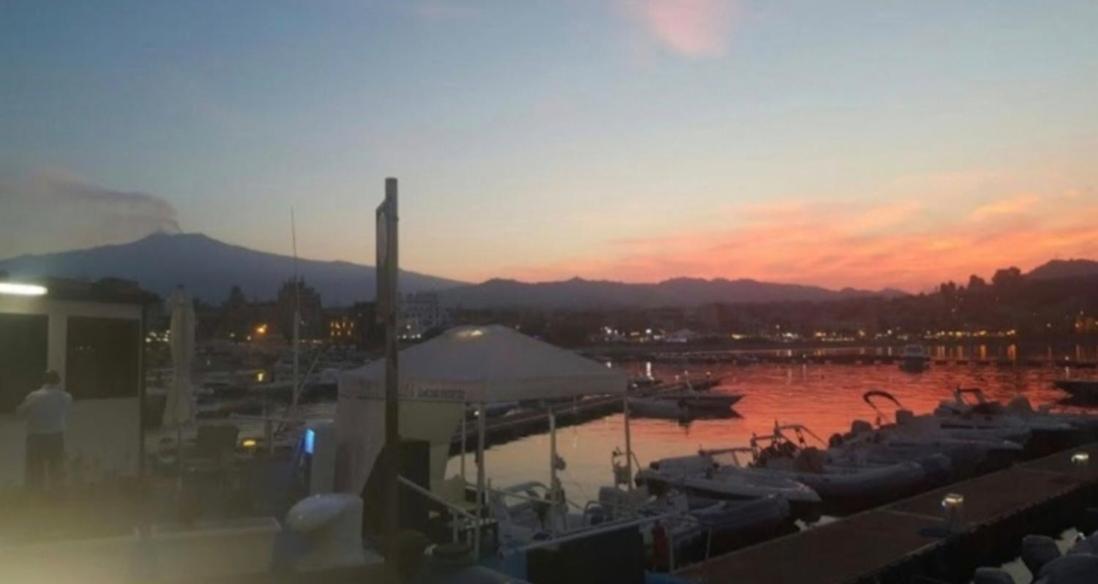 Janeta Panoramic Loft Leilighet Giardini Naxos Eksteriør bilde